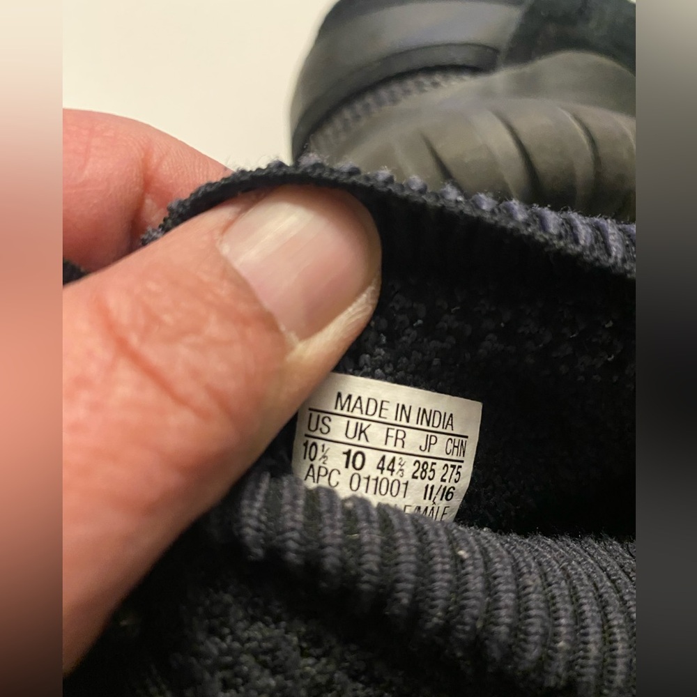 Adidas Tubular flyknit Material high Size: M: 10 1/2 W: 12 - Picture 4 of 6